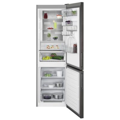 aeg rcb732e5mb sÉrie 7000 froid no frost pose libre combiné 186 cm e aménagement intérieur