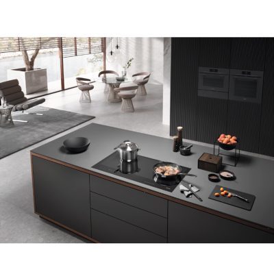 table de cuisson à induction avec induction fullflex et diamondfinish pour le plaisir de cuisiner km 7897 2 fl diamond