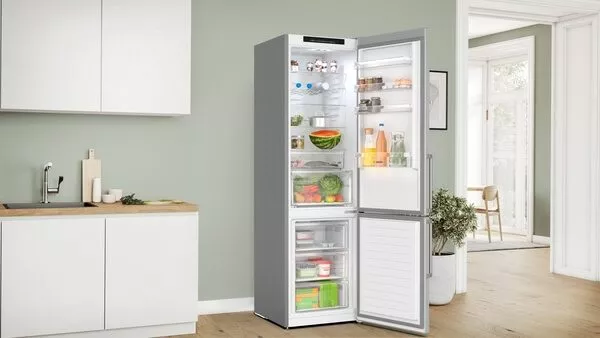 Réfrigérateur Bosch silencieux moderne en inox