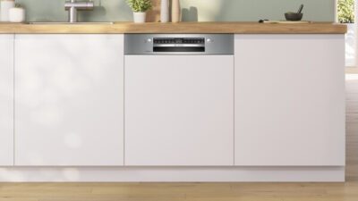 lave vaisselle bosch série 6,encastrable avec bandeau acier brossé, perfectdry. smi6zcs10e