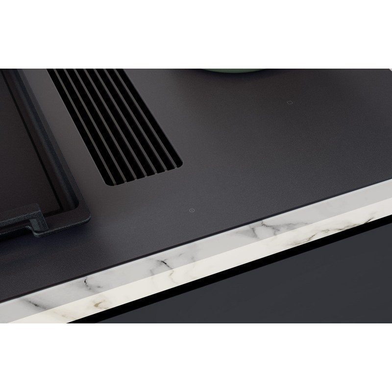 Plaque de cuisson noire avec hotte intégrée