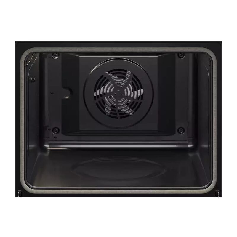 Intérieur de four avec ventilateur à chaleur tournante