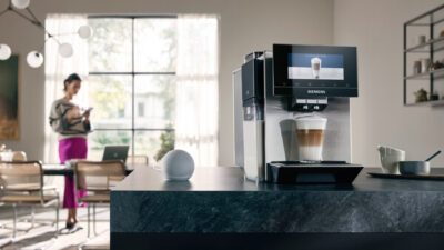 machine à café tout automatique, eq900 plus, inox, réservoir d'eau siemens extraklasse tq907fz3