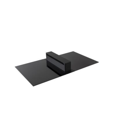 Plaque de cuisson noire avec hotte intégrée