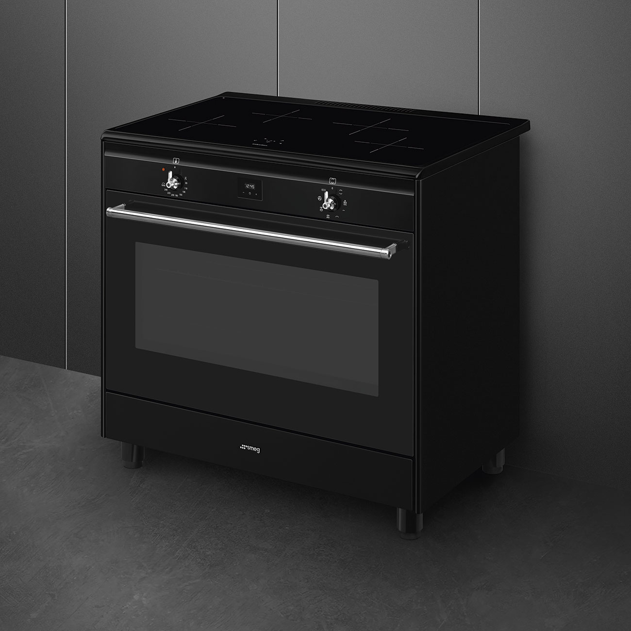 Cuisinière noire moderne avec plaque à induction