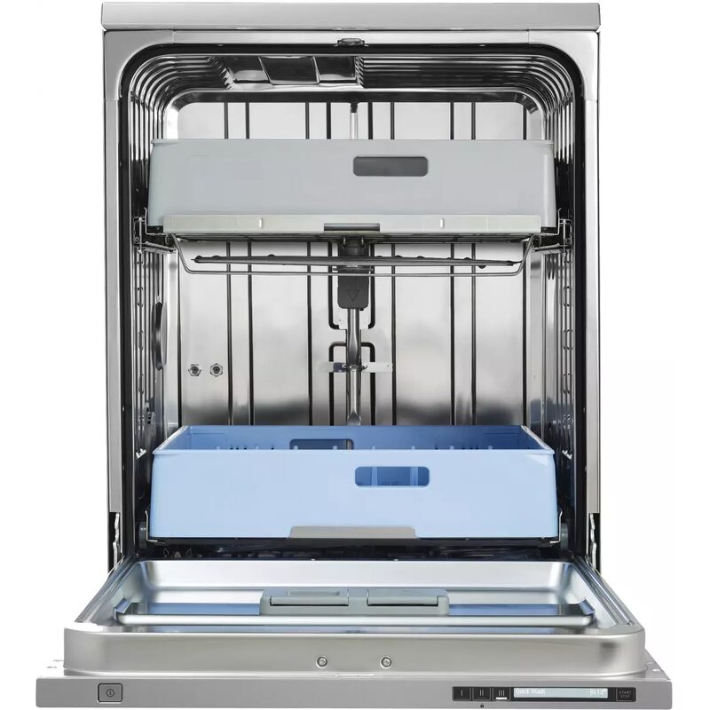Lave-vaisselle ouvert avec paniers intérieurs visibles