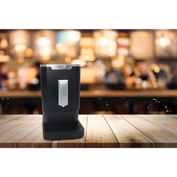 Machine à café noire sur comptoir de café