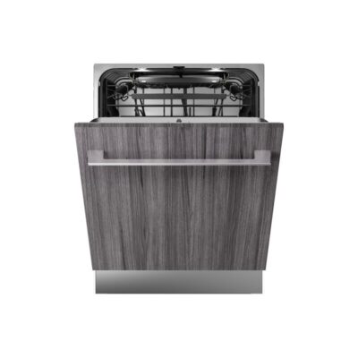 Lave-vaisselle encastrable gris porte ouverte