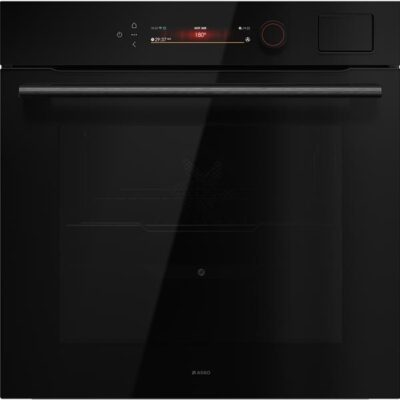 Four encastrable noir moderne avec écran digital