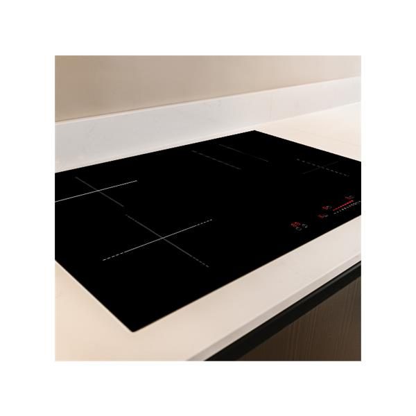 Plaque de cuisson à induction noire moderne
