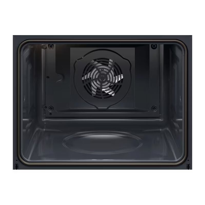 Intérieur de four avec ventilateur à chaleur tournante