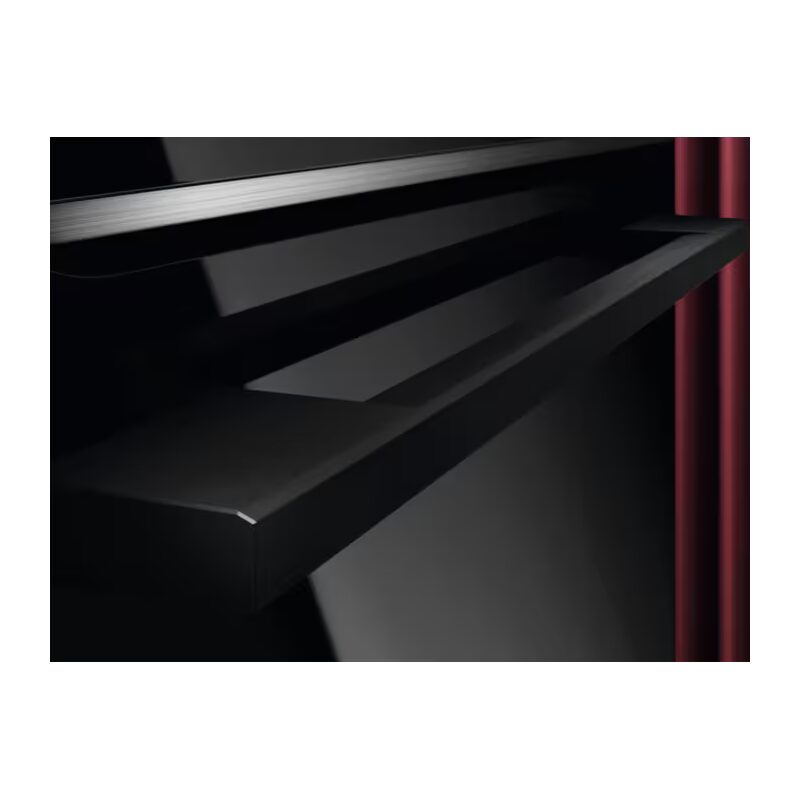 Étagères métalliques noires design avec accents rouges