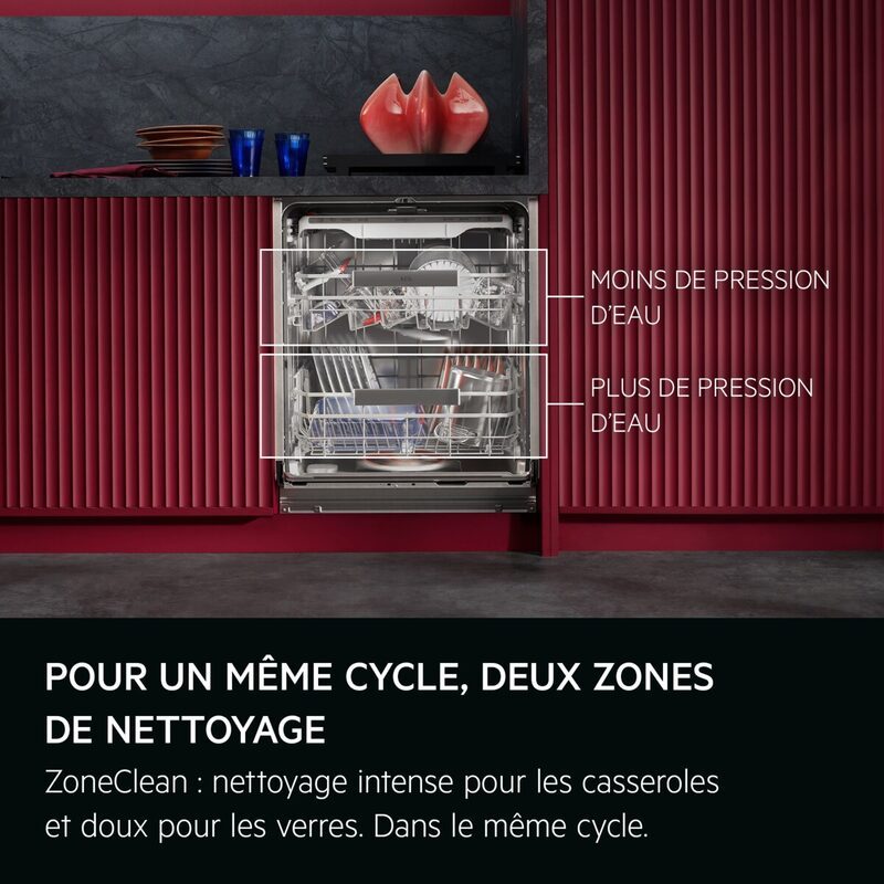 Lave-vaisselle ouvert avec deux zones de nettoyage