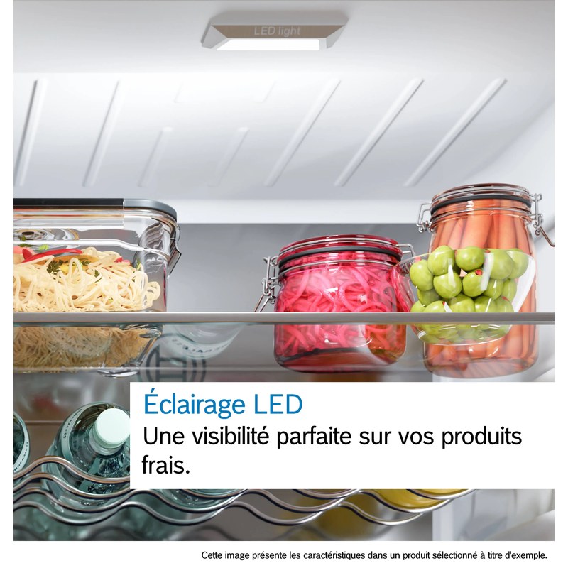 Éclairage LED intérieur de réfrigérateur avec bocaux