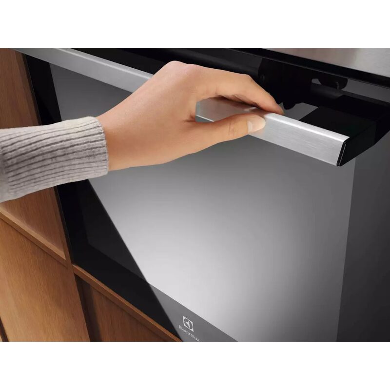 electrolux eof4p0px2 four encastrable pyrolyse 500 surroundcook® 72l inox