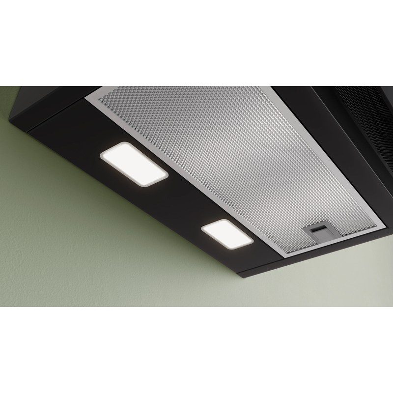 hotte murale inclinée bosch dwk87pn61 série 6 80 cm verre noir home connect